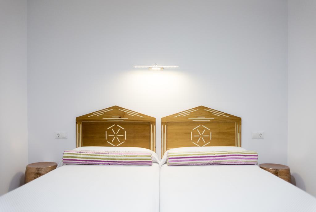 Hostal Alhambra - Adults Only Nerja Kültér fotó